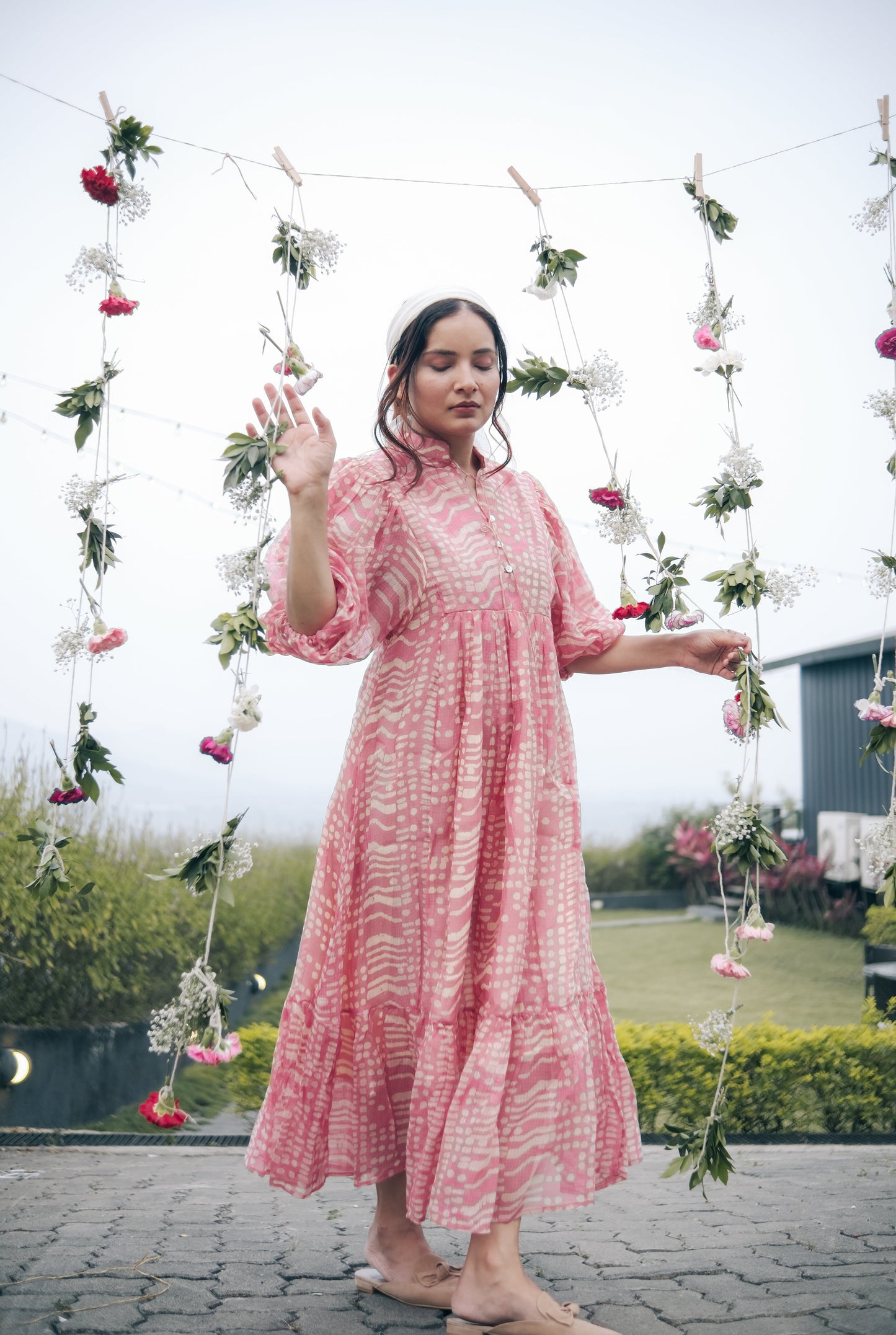 Pink balloon sleeve midi dress